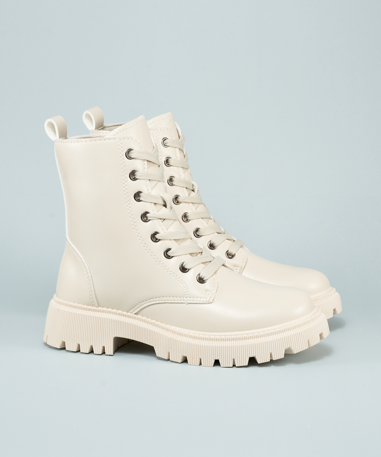 Botines planos militares image number null